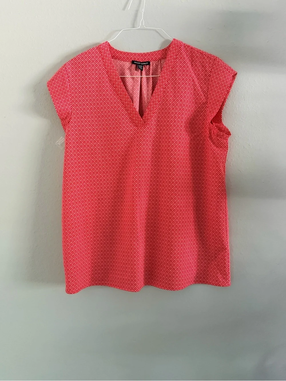 Hilary Radley Coral-Pink Micro Pattern V-Neck Cap Sleeve Top